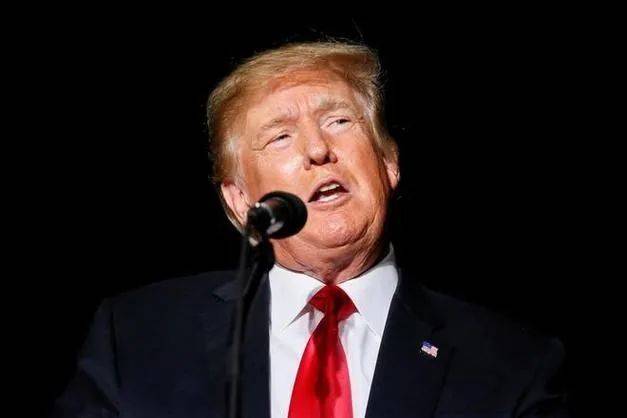 黄仁勋“塌房了”？半个月前，一句“我是中国人”收获一波好感，半个月后中方就约谈了英伟达