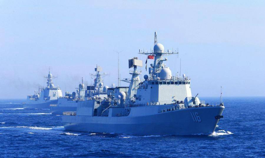 印度军舰高调驶入南海，高调支援菲律宾，中国海军强势出击！