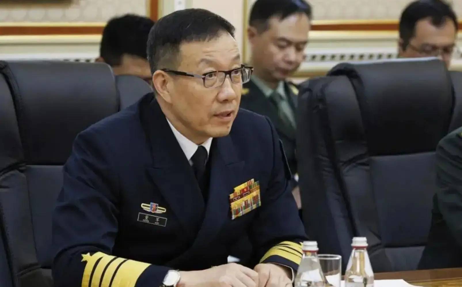 中方人民大会堂重磅发声，特朗普意识到：台海局势，再不行动就就晚了