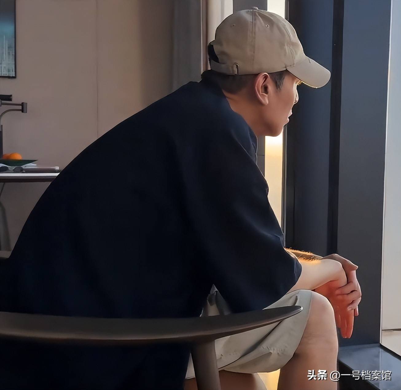 这一次，54岁的于和伟只用了一个动作，就让唐国强“跌落神坛”