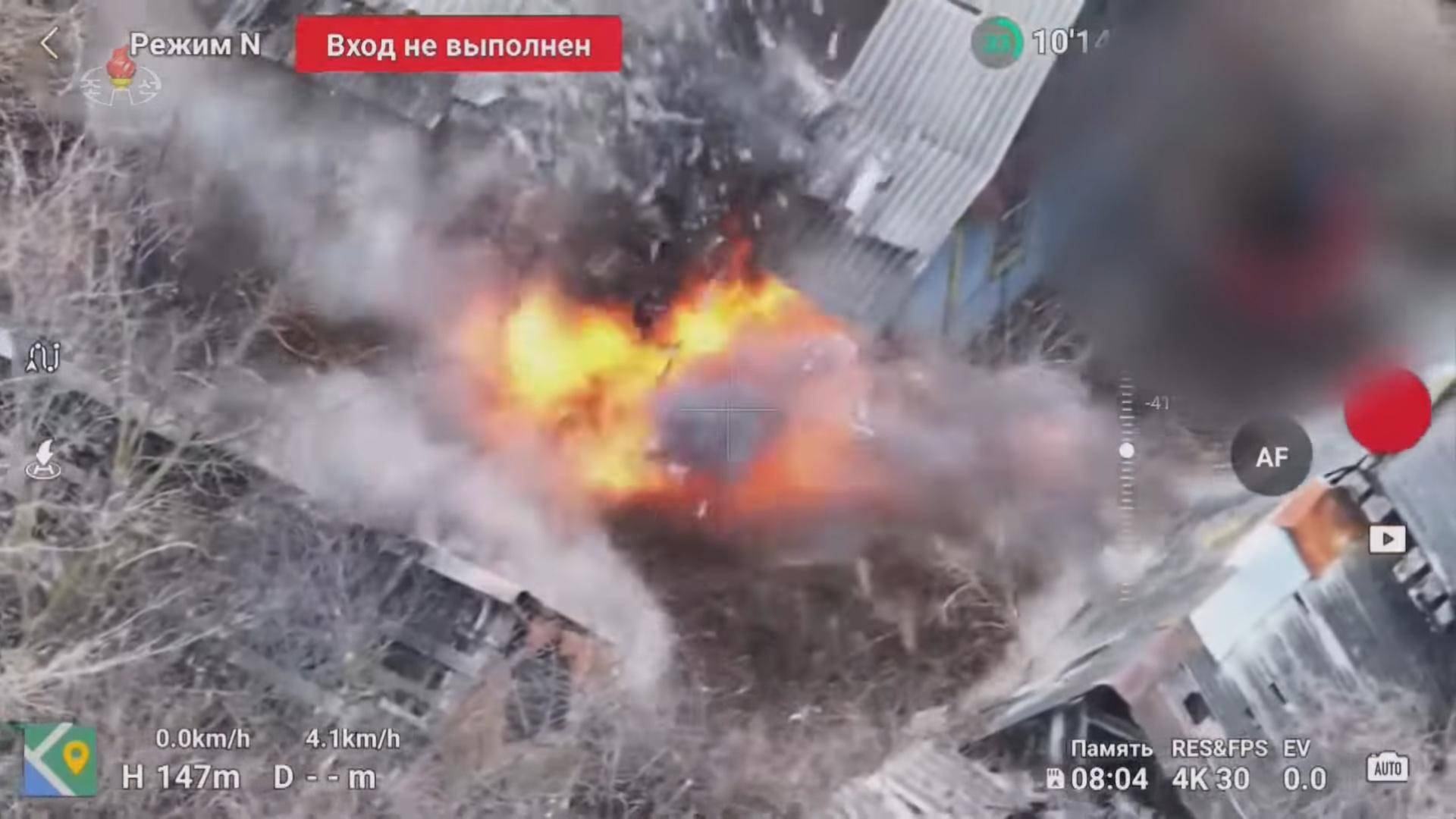 朝鲜兵坐山东猫突击，炸美国突击车，炸反地雷车，107火箭炮开火
