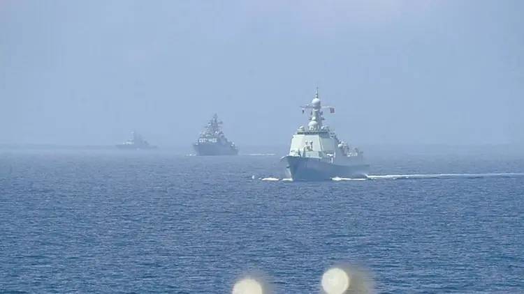 中俄潜艇20多天去向不明，美军顾头不顾尾，西太可能要变天了