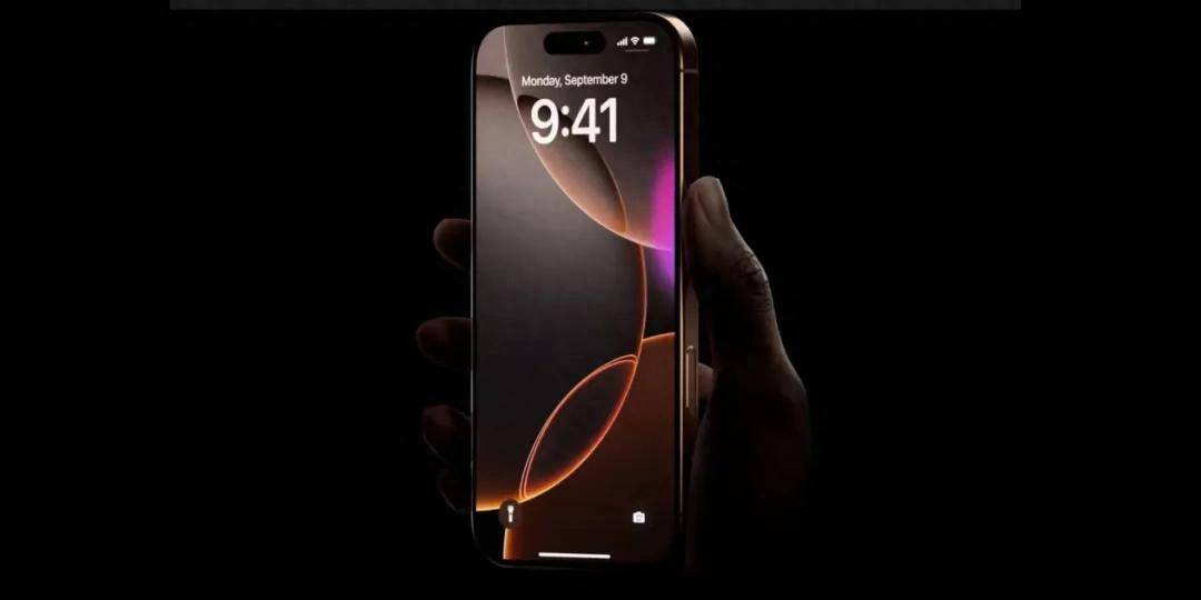 原创             iPhone 17 Pro 再曝猛料，首次采用国产屏？