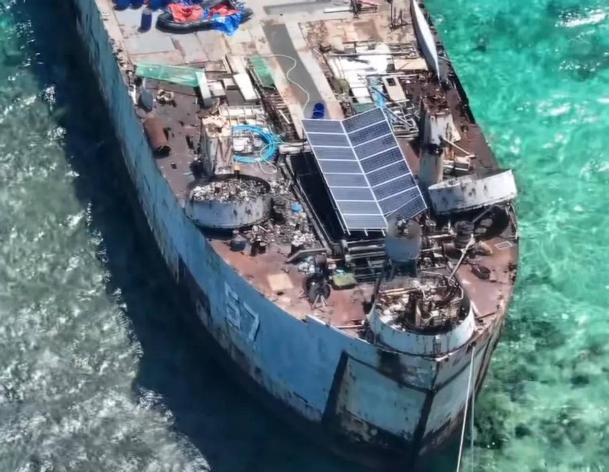 仁爱礁出现中方拖船，菲律宾海警倾巢而出，南海迎来关键时刻