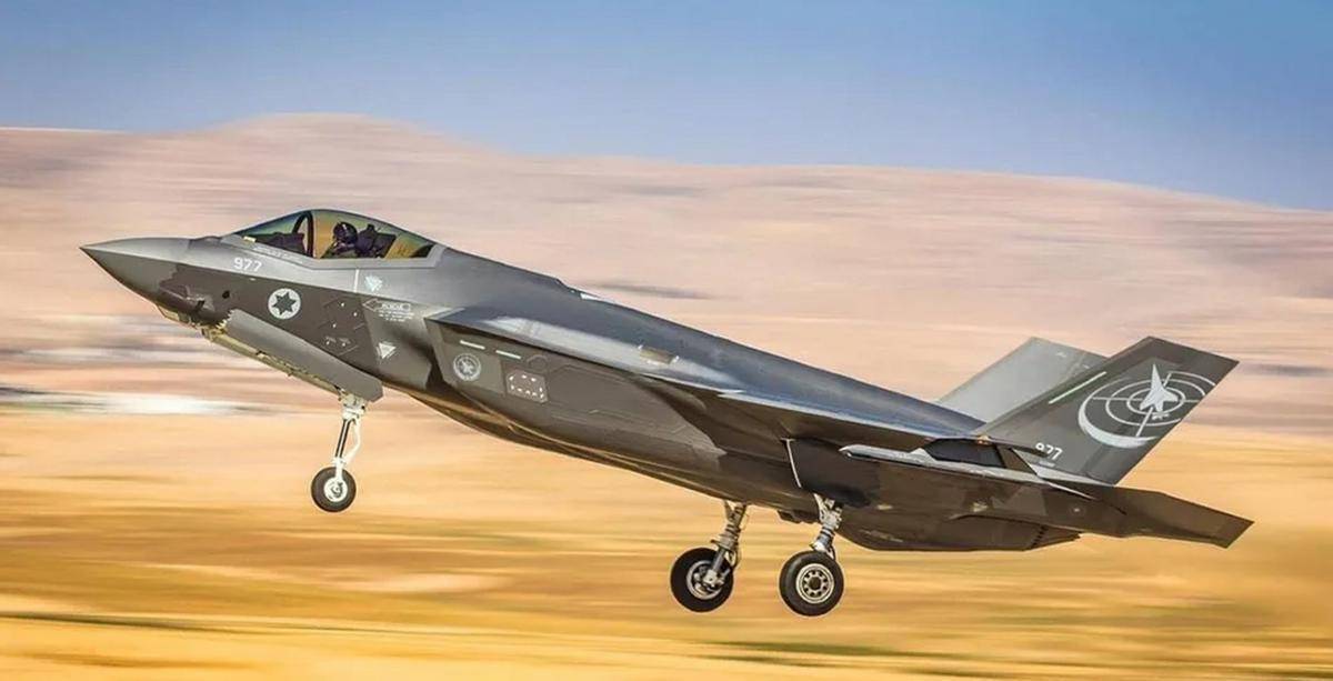 激战1小时，伊朗空军F-14锁定F-35：20亿欧元拨款，买歼-10晚了？