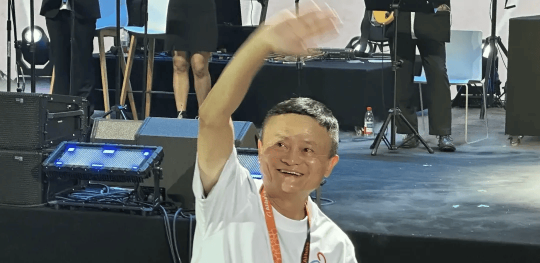马云被曝全面回归阿里，公司市值再突破3万亿