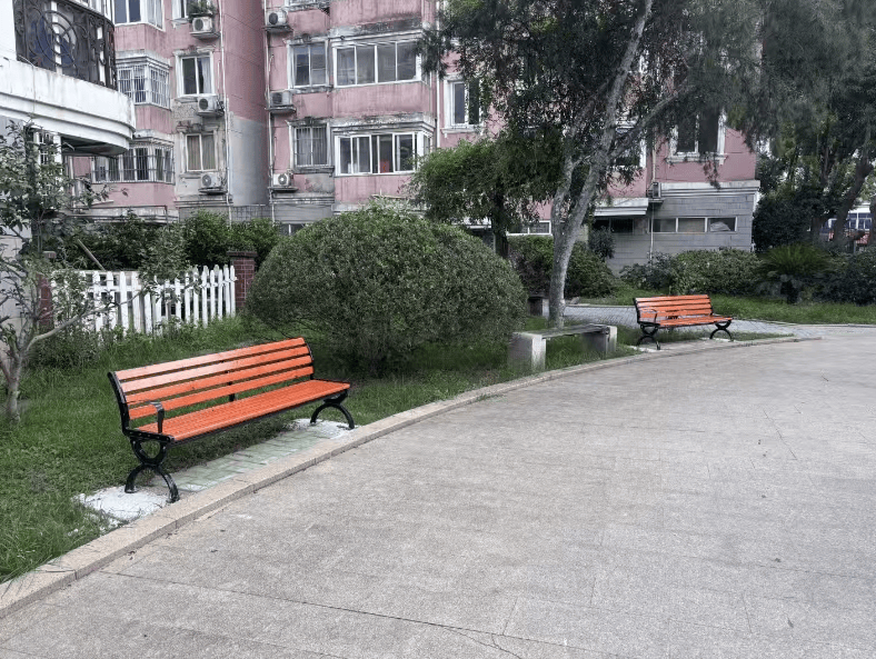 沧浪街道：新增公共座椅点亮居民幸福日常