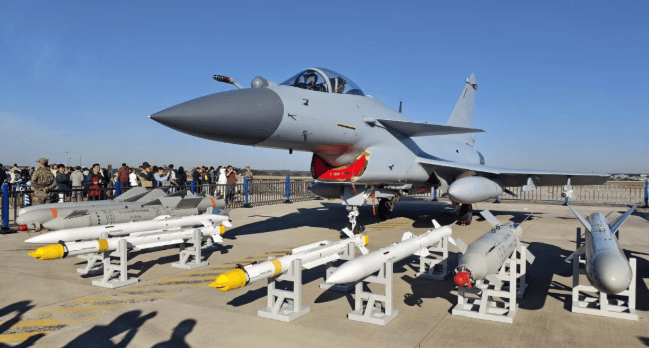 印尼2万大军将出兵加沙，要用中国武器打败以色列，中东才能破局