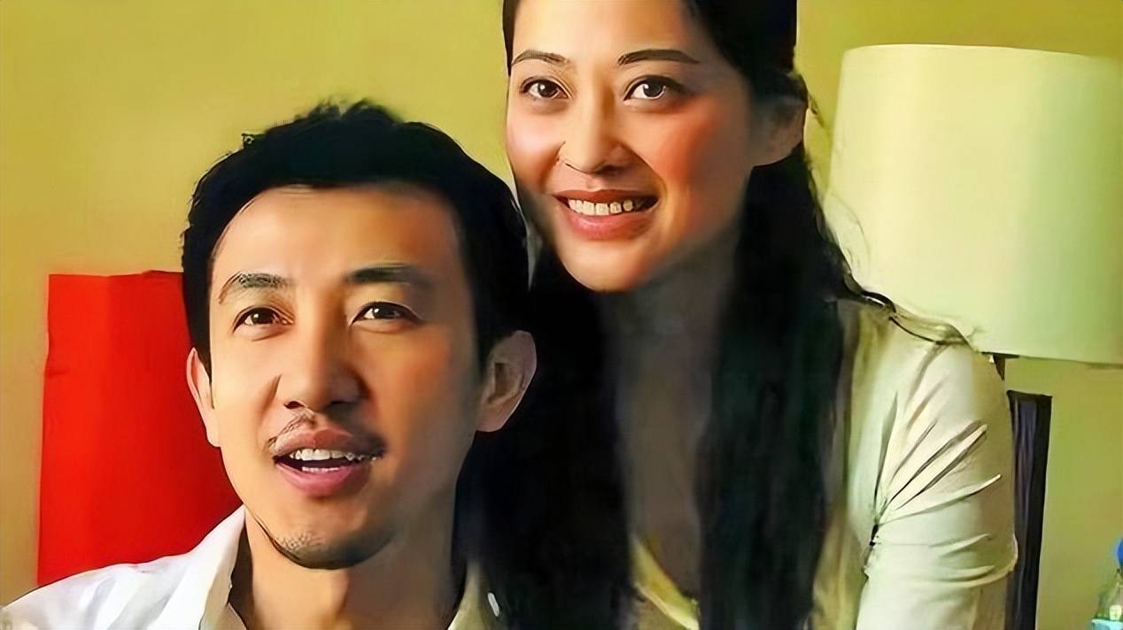 梅婷高调晒伦敦亲子照，儿女搂怀好温馨，快快长成小梅婷！
