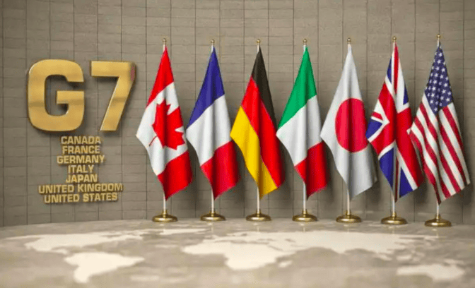 打不过就拉入？微妙关头，当着全世界的面，特朗普邀请中俄加入G7被拒，对外释放信号非同寻常