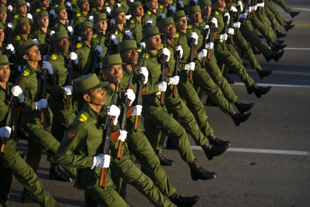 俄乌局势突变！5000精兵援俄！普京召将领开会，或发起决定性攻击