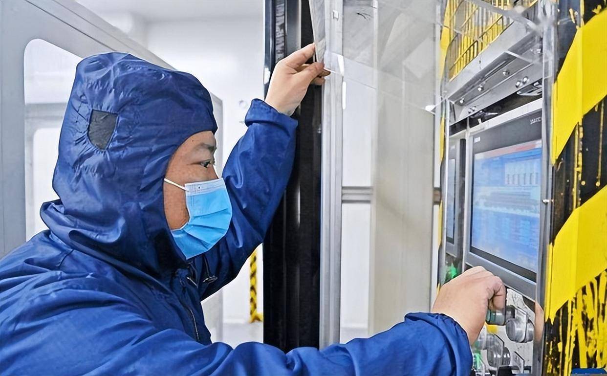 原创             美欧全线哑火！比稀土更致命的一张牌，终于出手了，美代表紧急喊停