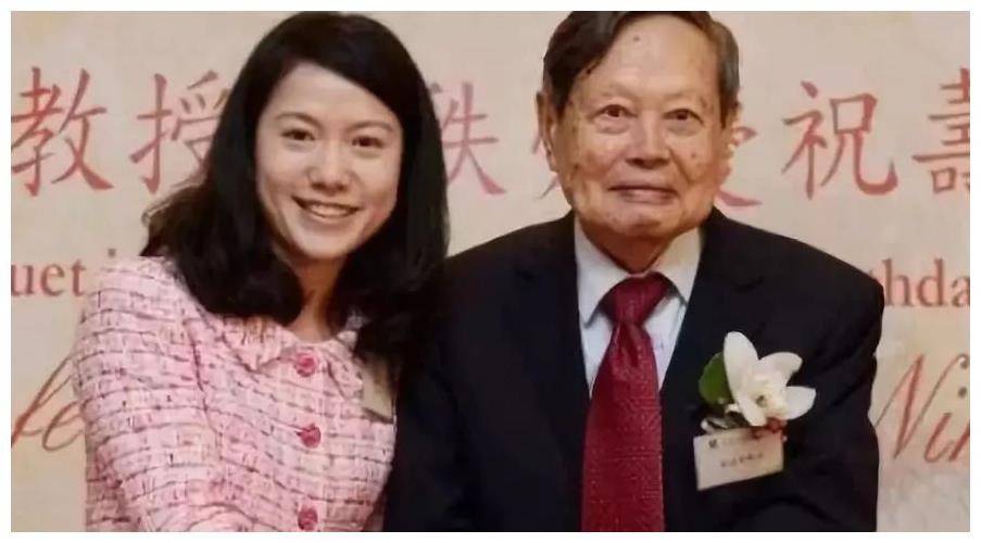 原创             杨振宁妻子翁帆自白：为了丈夫的身体，我16年来都是早睡早起