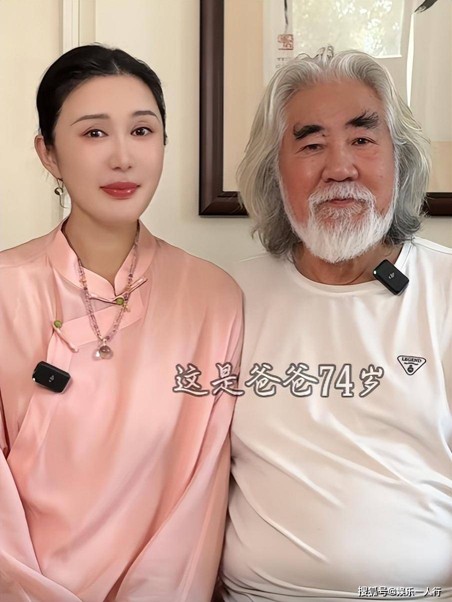 杨振宁去世早有预兆，听了他对妻子的称呼 才明白49岁翁帆果然精明