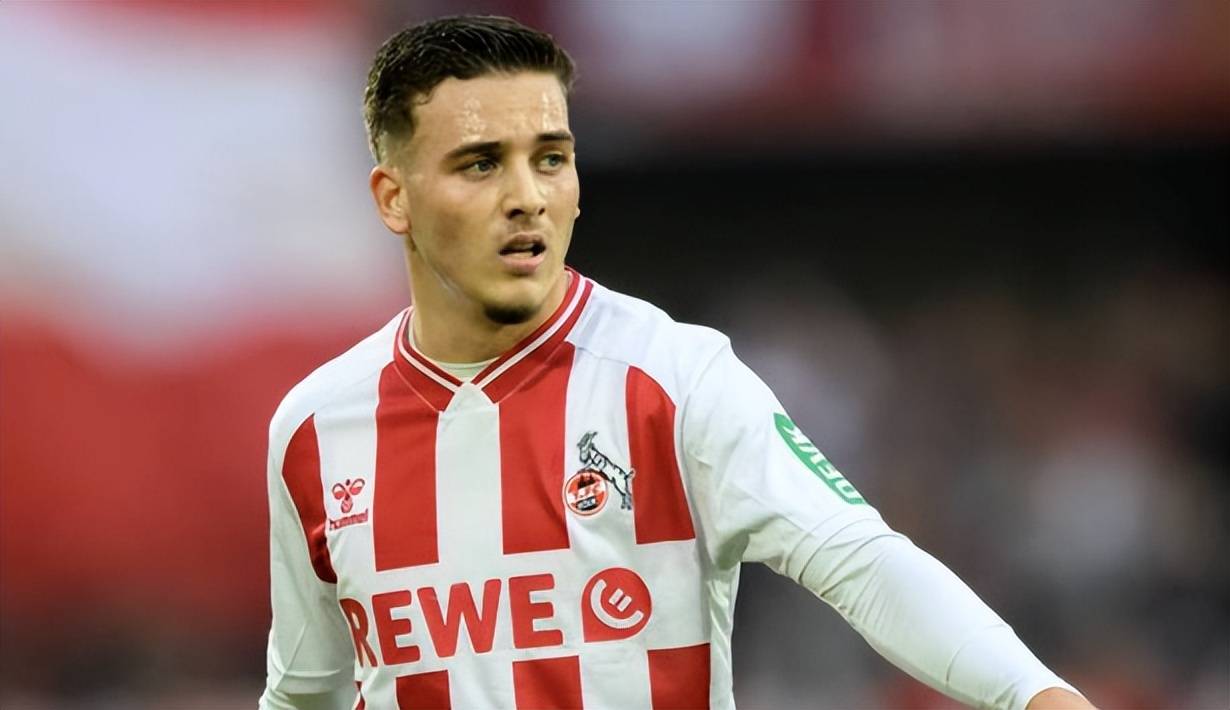 原创             3球1助攻!19岁德国天才边锋横空出世,瓜帅钦点,4大豪门疯抢