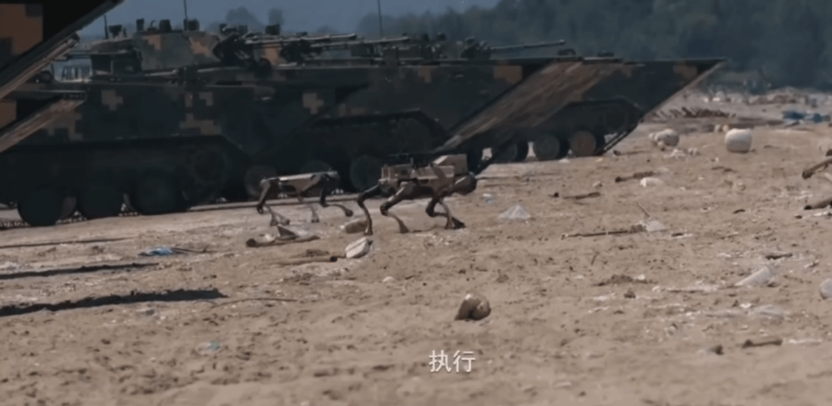 抢滩登陆部署“机器狼”!央视报道英雄连队新装备,破解登陆难题