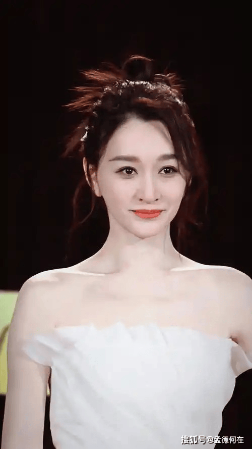 50岁李小冉，这身材简直绝了！