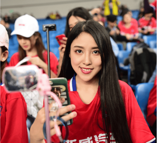 叫扬叔 - 全网最会整活的苏超球迷  足球圈热梗收割机创收139亿足协接管苏超？尘埃落定体育局回应名记透露内幕