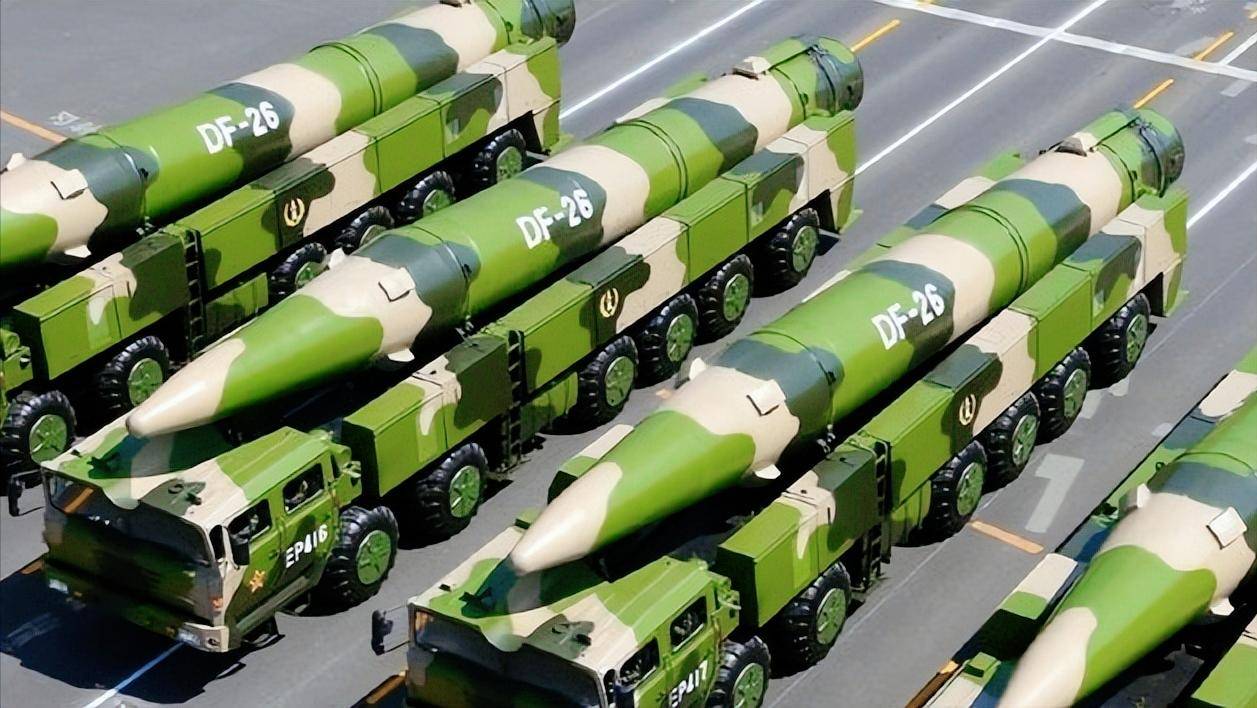 美国航母打击距离翻倍，中国东风系列反舰弹道导弹成了摆设？