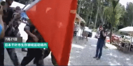 近日!日本军迷穿中国军服唱《歌唱祖国》?是驻日本部队吗?