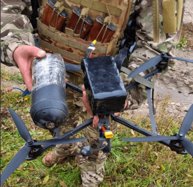 乌军伪装成女人突围红军城,俄军一次俘虏200人,法械旅这次学到了精髓