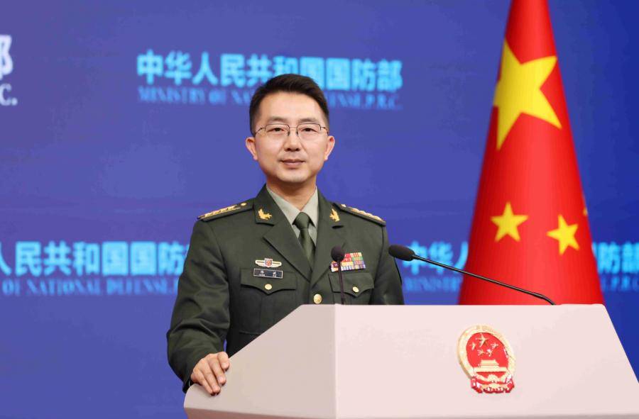 福建舰刚入列，国防部送给菲律宾8个字，美方提前往后缩，菲律宾能撑到美国来援吗？