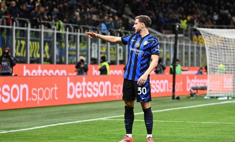 “意甲足坛一日动向：米兰老板赞新球场计划齐