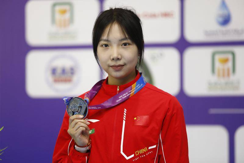 射击世锦赛:盛李豪未能圆梦 中国队刷新两项世界纪录