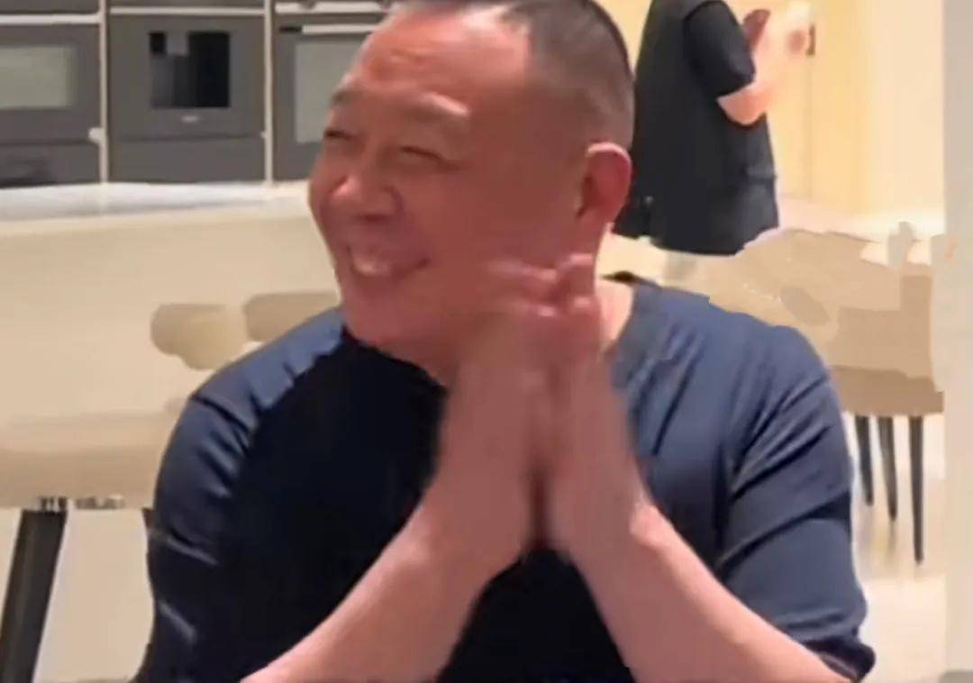 于东来控速的刹车没踩住!胖东来营收已破200亿!网友:被迫营业……