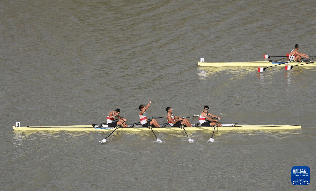 十五运会开幕式后首金出炉 男子四人双桨江苏队夺冠军