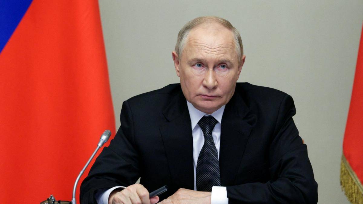 拉夫罗夫表示：俄罗斯只有三个盟友，既不是中国，也不是美国，依靠自己，才是王道。