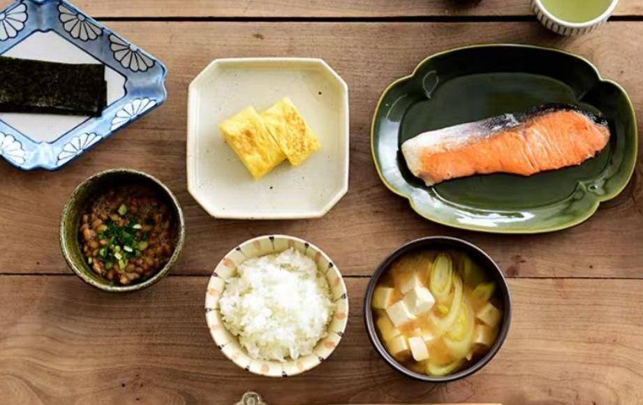 中国·必威中美日三国平均寿命差距悬殊：日本84岁、美国79岁中国令人意外