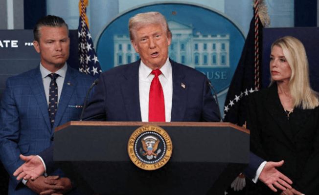 47：0，全票通过！美国被逼上审判台，联合国罕见一幕上演，特朗普知道急也晚了，信号特殊