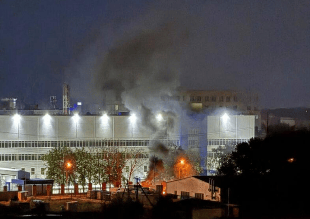 乌克兰要盟友立即打钱,基辅准备全力爆兵,让俄罗斯彻底放弃幻想!