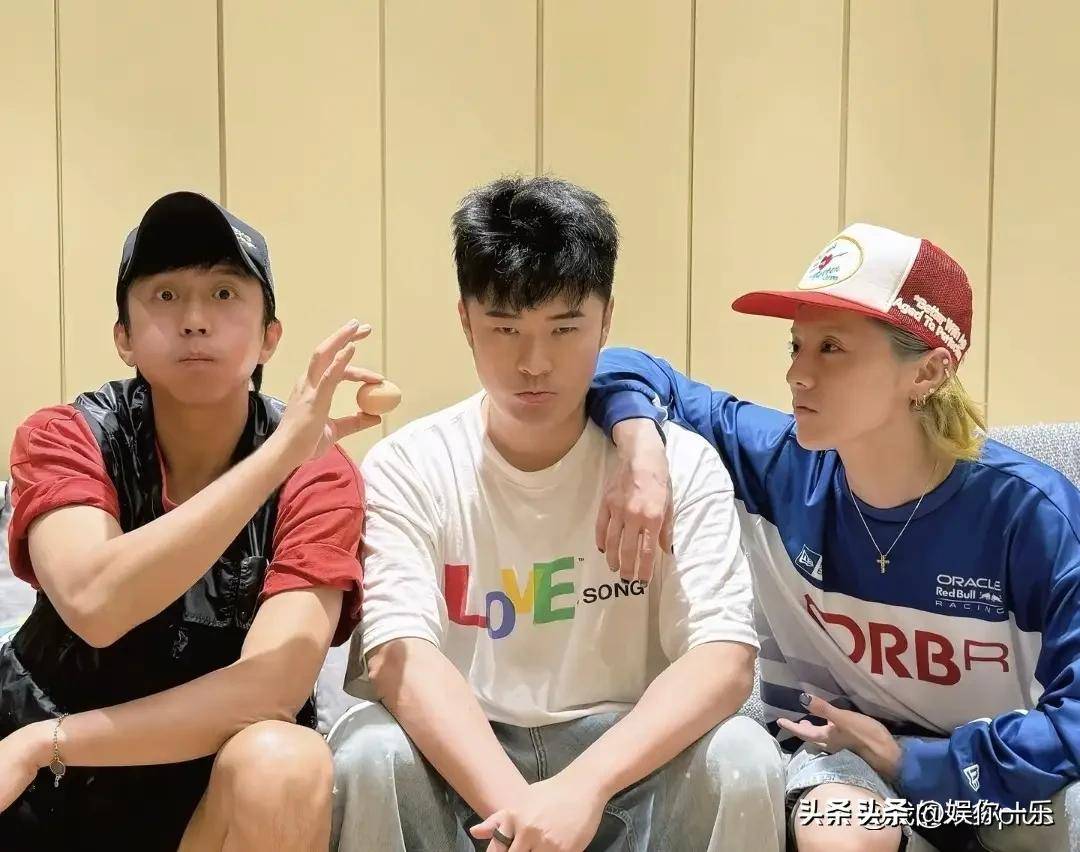 陈赫40岁生日补照：鹿晗高清露脸帅翻，五哈团同框引六季催更