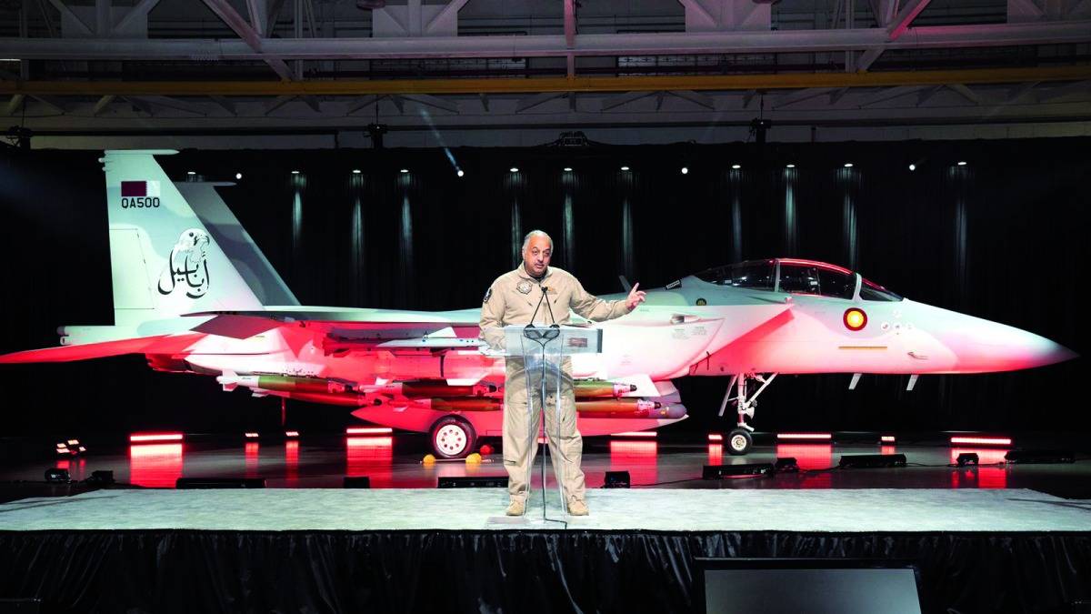 卡塔尔炸了，中东该醒了：再不找中国买歼35，以色列下一个就炸你