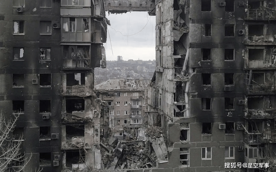 乌克兰豪购西方战机：订完鹰狮买阵风，风光背后合同没谱交付难成