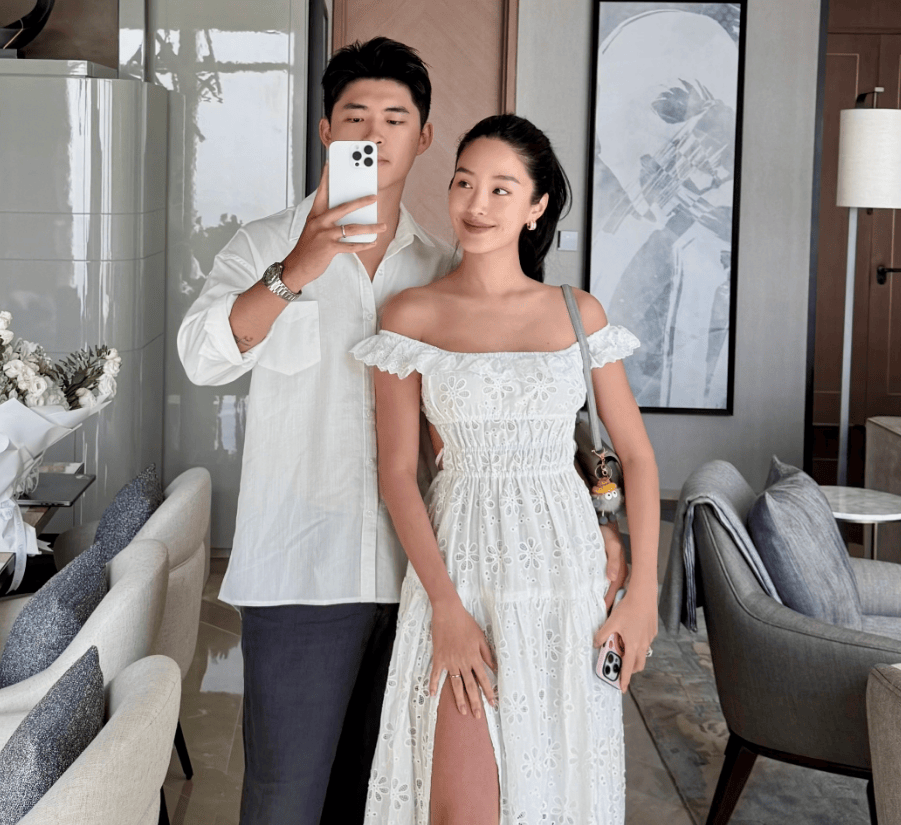 杨采钰被质疑缺钱了，最新活动一脸憔悴，嫁豪门生娃还要频繁站台