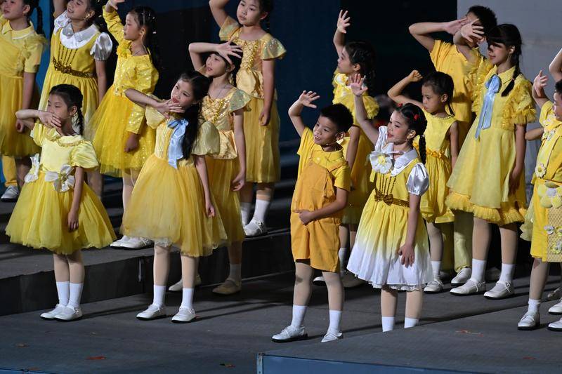 第十五届全国运动会闭幕式：海天为幕 同心绘梦