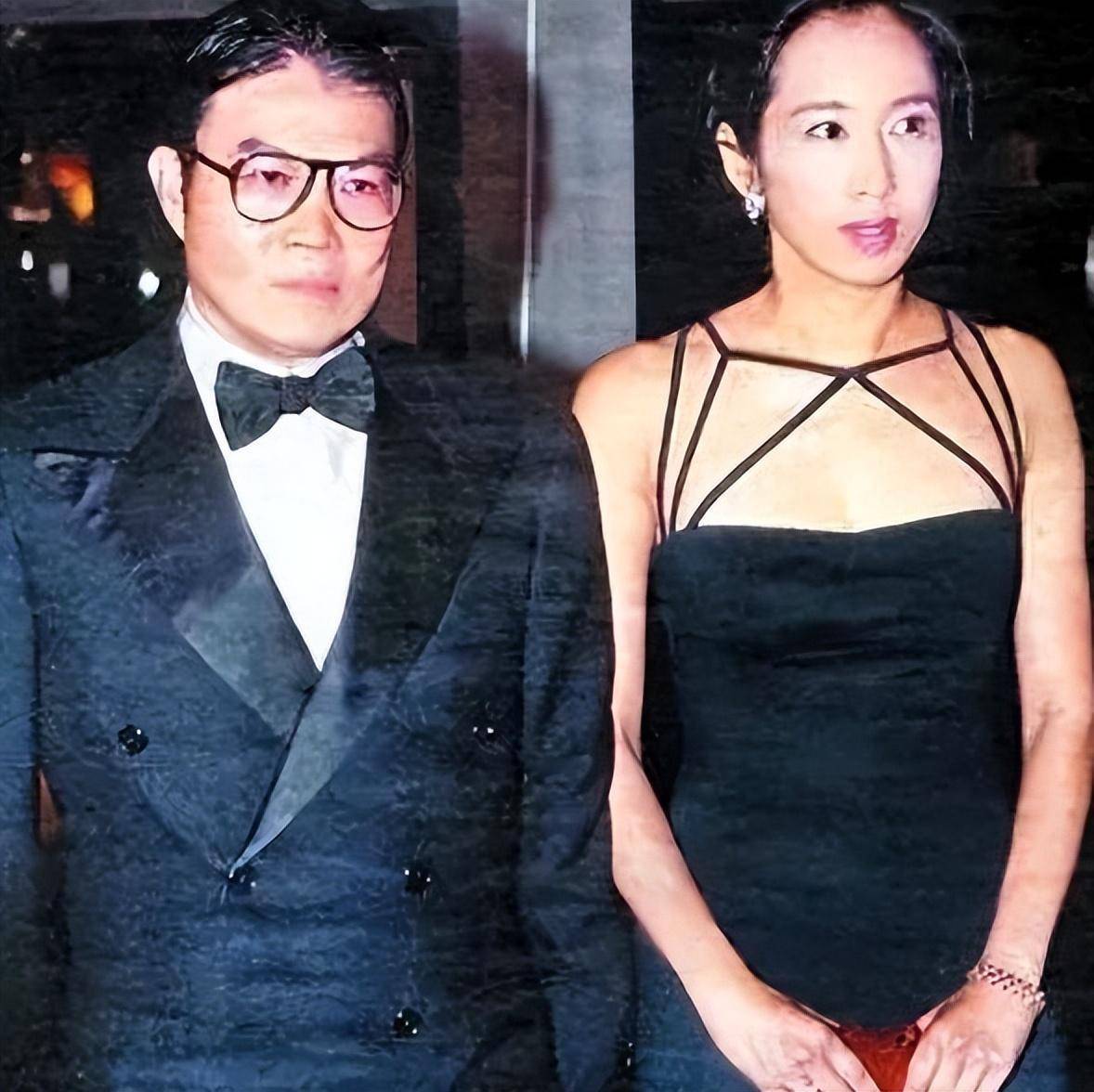 65岁朱玲玲二次净身出户离婚，她的一生让网友赞叹：太厉害了