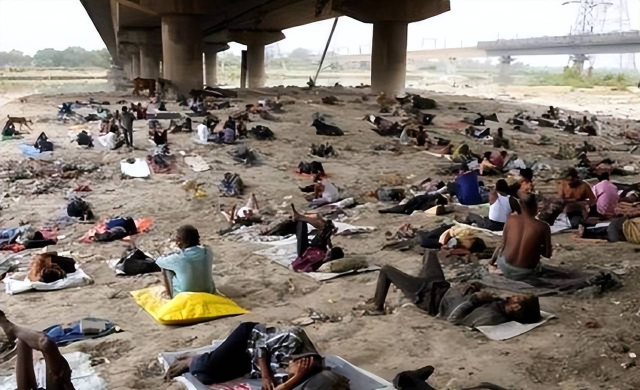 原创             中国手机全面撤离？莫迪开始慌了，外媒：更可怕的才刚刚开始