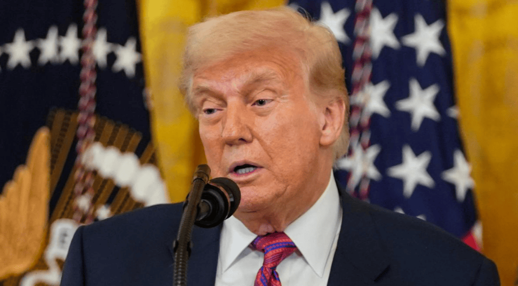 要么割让领土，要么后果自负，特朗普下达了最后通牒，泽连斯基已然没有退路