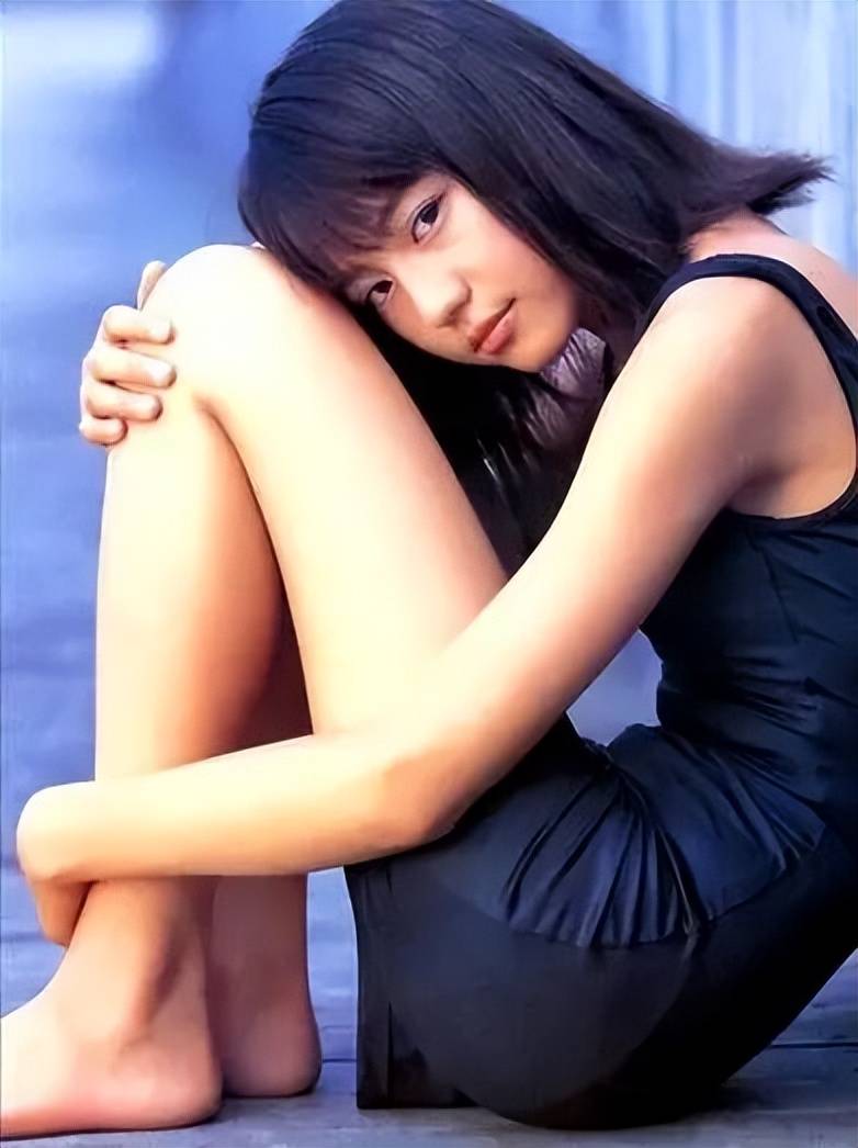 日本女星长泽雅美写真太惊艳!不是丰乳肥臀也性感撩人