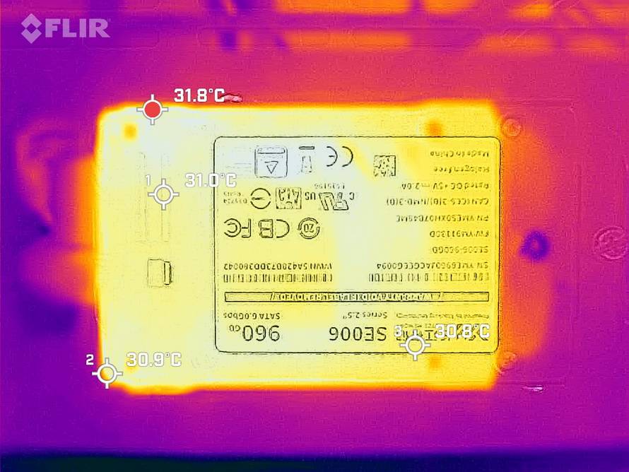 原创 长江存储SE006企业SSD评测: 稳如磐石的性能表现