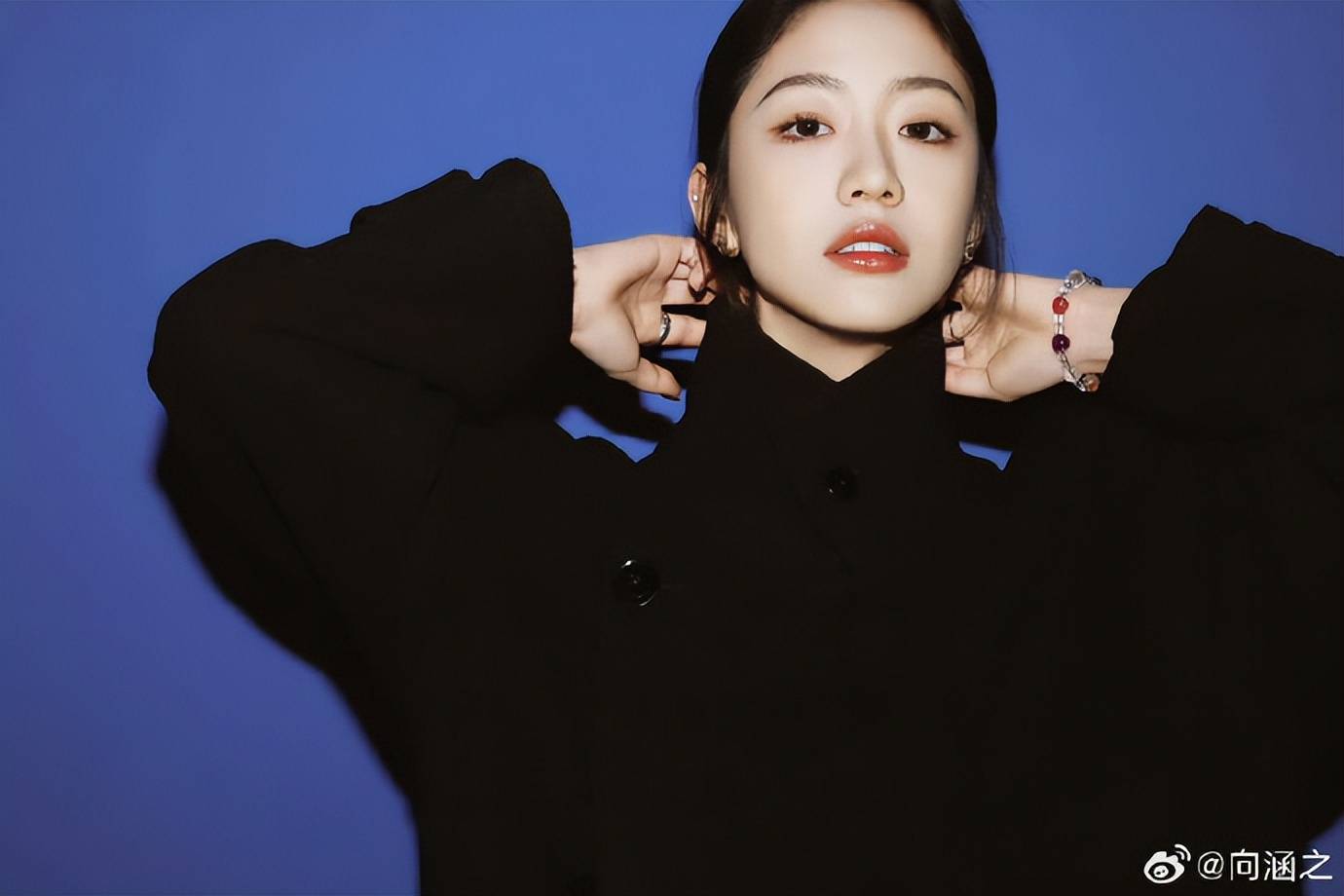 《大生意人》向涵之变美了！同朱亚文演糙汉医女CP感绝佳