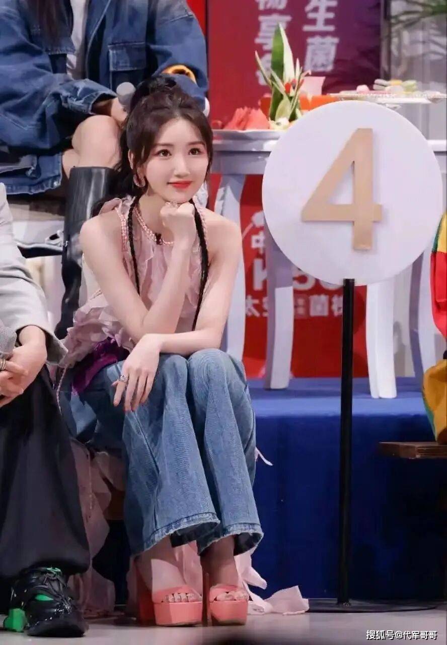 分手8年后，再次官宣喜讯的毛晓彤，是陈翔高攀不起的存在