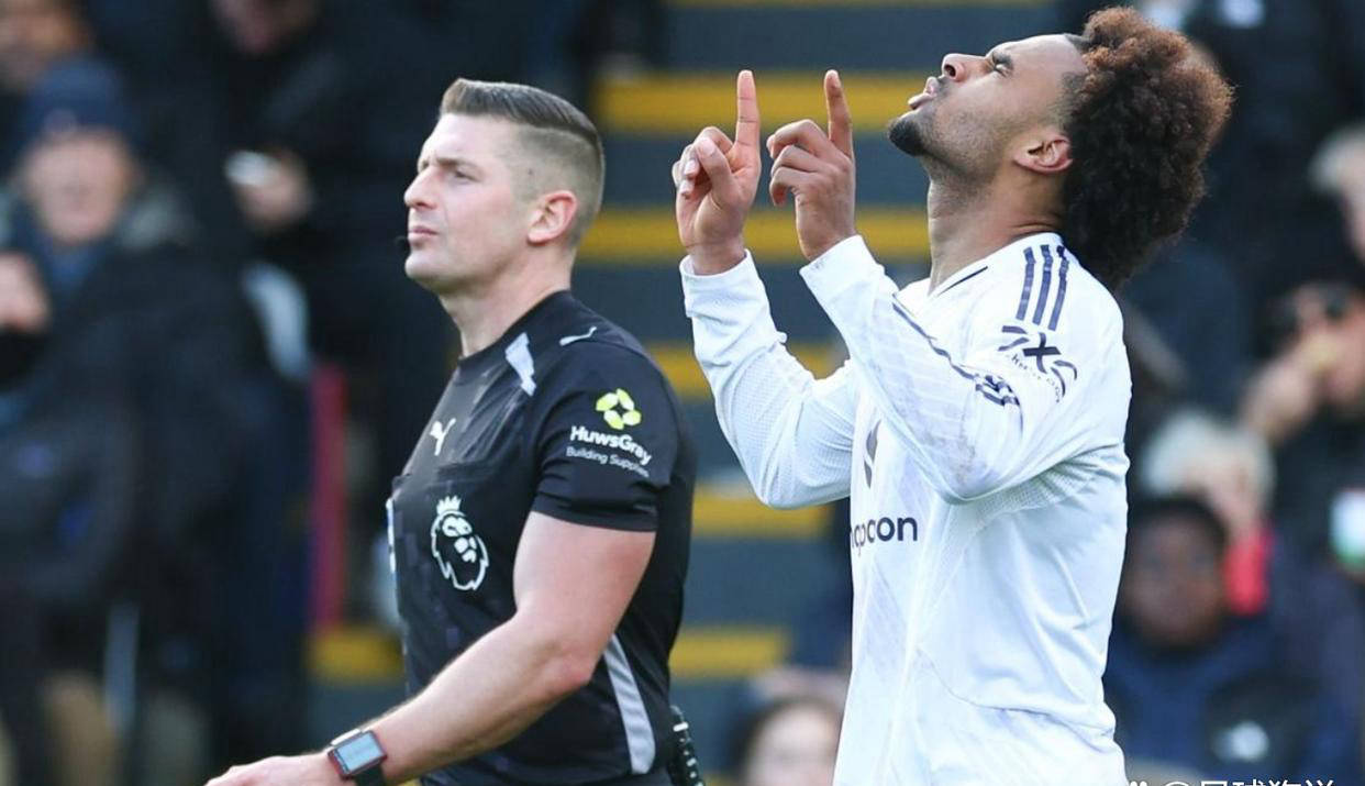 英超最新积分战报：曼联强势逆转称雄阿英格兰足球超级联赛森纳领跑优势缩小曼城紧随其后