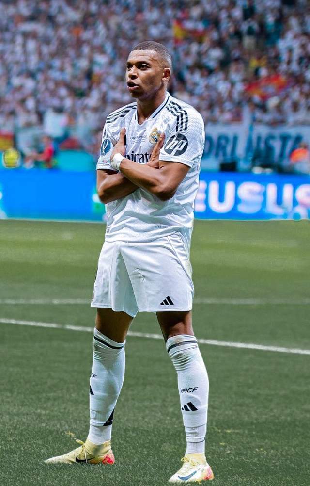 西班牙足球甲级联赛西甲-毕巴0-2皇马：历史战绩碾压龙哥不用慌前瞻