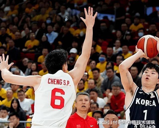 中国男篮负韩国队总结：2人要少用，2将需调整，2球员能扛大旗_进攻_比赛_程帅澎