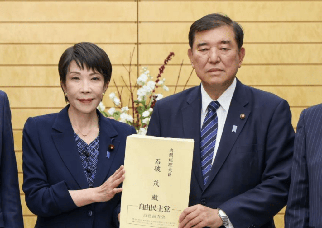 高市早苗又闯下大祸，国际逮捕令或发往东京，石破茂赶紧表态！